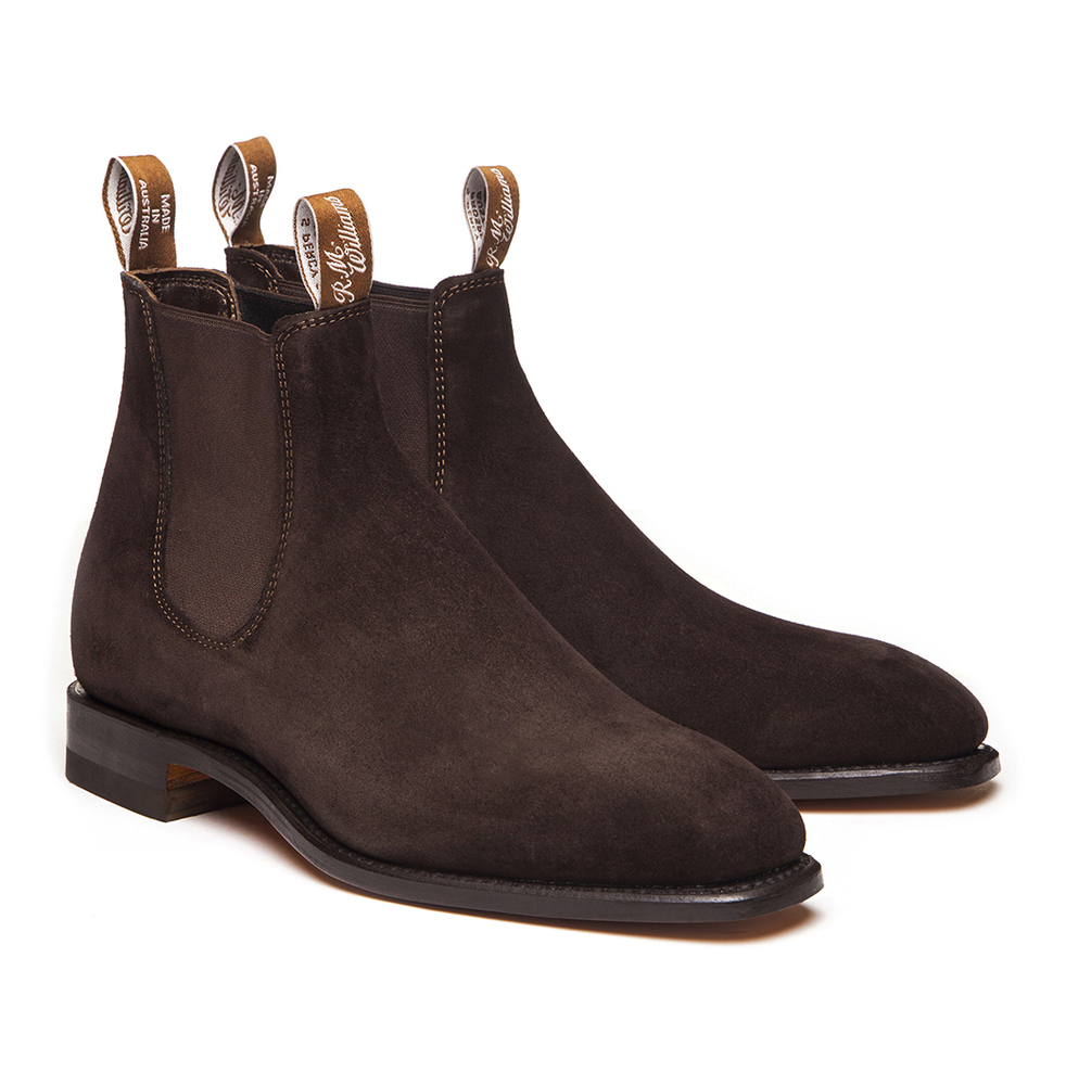 chelsea boots with two tabs